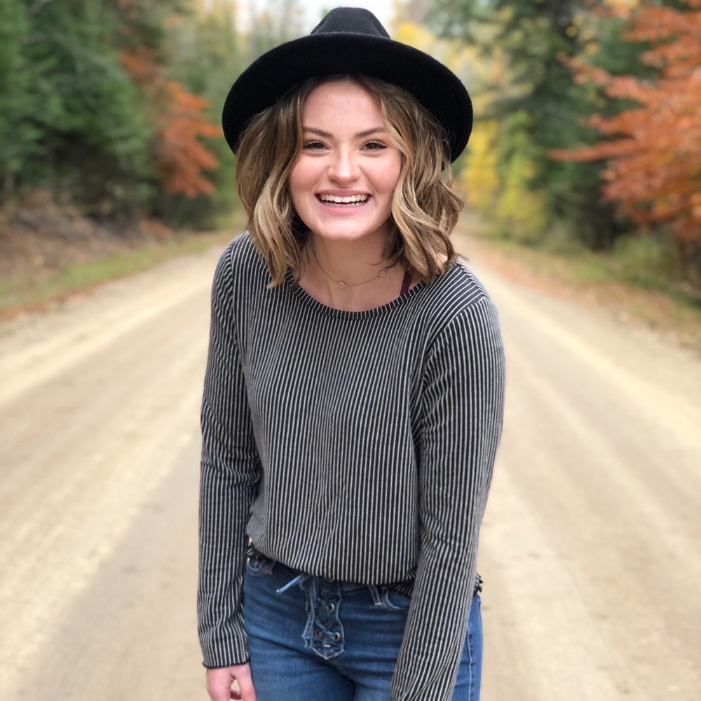 Meet your Posher, Marnie